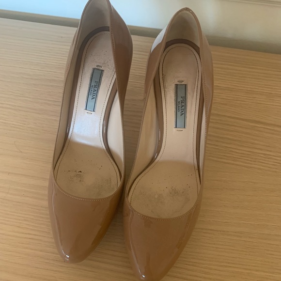 Prada Patent Leather Heels - Picture 2 of 3